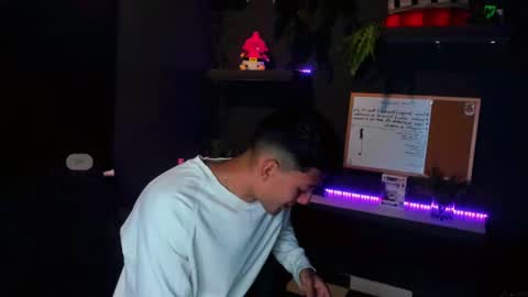 Snapshot of harrydavidsonx chatting on June 30, 2026, 4:30 pm ... online show from June 30, 2026, 4:30 pm