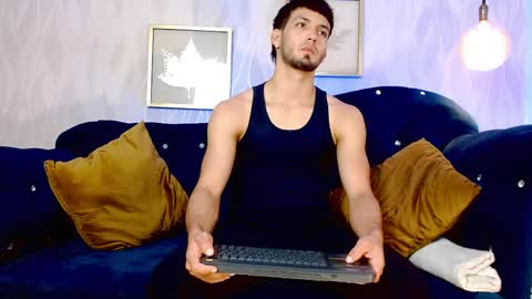 Snapshot of harryfosster chatting on June 4, 2026, 6:36 pm Harry online show from June 4, 2026, 6:36 pm