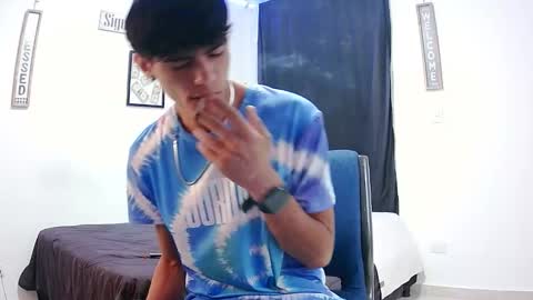 Snapshot of harrythomson1 chatting on November 6, 2025, 10:38 am harry thomson online show from November 6, 2025, 10:38 am