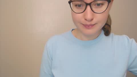 hartfoxx online show from November 12, 2025, 1:06 am