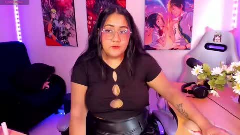 Snapshot of haruu2 chatting on October 5, 2025, 2:37 pm karen online show from October 5, 2025, 2:37 pm