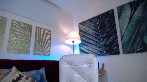 Nicole online show from February 17, 2025, 9:08 pm