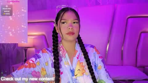 Snapshot of hatsajones chatting on February 8, 2026, 4:05 am hatsajones online show from February 8, 2026, 4:05 am