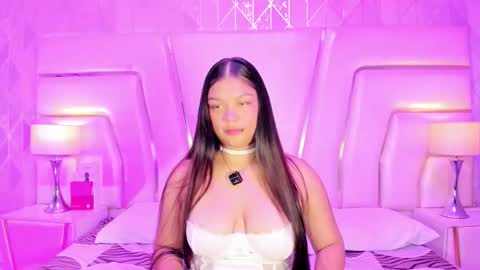 Snapshot of hatsajones chatting on February 24, 2026, 5:05 am hatsajones online show from February 24, 2026, 5:05 am