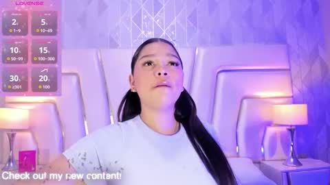 Snapshot of hatsajones chatting on March 7, 2026, 4:09 am hatsajones online show from March 7, 2026, 4:09 am