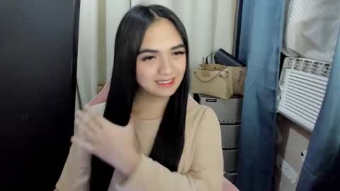 Snapshot of hawadiha chatting on February 19, 2026, 9:44 pm LIX online show from February 19, 2026, 9:44 pm