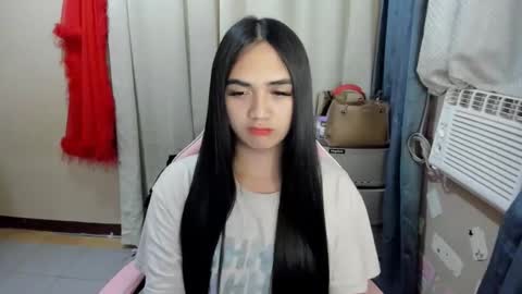 Snapshot of hawadiha chatting on February 24, 2026, 9:51 am LIX online show from February 24, 2026, 9:51 am