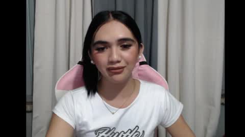 Snapshot of hawadiha chatting on July 15, 2026, 12:32 pm LIX online show from July 15, 2026, 12:32 pm