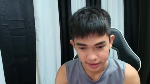 Snapshot of hayden_cumgiver chatting on December 14, 2025, 10:14 pm jon hayden online show from December 14, 2025, 10:14 pm