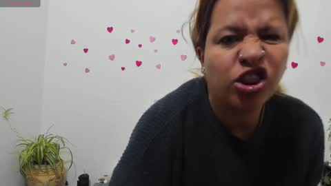 Snapshot of hazel_34 chatting on October 2, 2025, 9:05 am hazel online show from October 2, 2025, 9:05 am