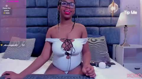 Snapshot of hazel_lanee chatting on June 22, 2026, 5:48 am hazel_lanee online show from June 22, 2026, 5:48 am