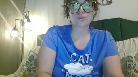 Hazel online show from April 1, 2026, 11:13 pm
