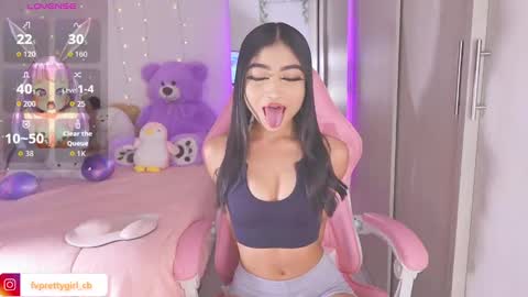 Lynn online show from November 12, 2025, 6:36 am