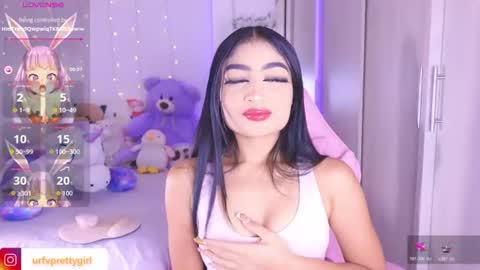 Snapshot of hazelbabee_ chatting on June 26, 2026, 7:46 am Lynn online show from June 26, 2026, 7:46 am