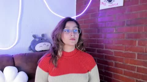 Snapshot of hazelbrownn23 chatting on December 21, 2024, 3:14 am Hazel Brown online show from December 21, 2024, 3:14 am