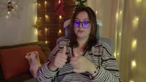 Snapshot of hazelbrownn23 chatting on November 25, 2025, 2:00 am Hazel Brown online show from November 25, 2025, 2:00 am