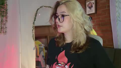 Hazel Brown online show from March 1, 2026, 11:07 pm