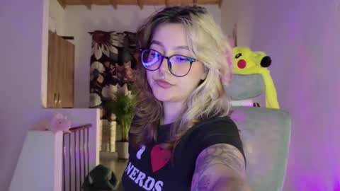 Hazel Brown online show from May 8, 2026, 2:17 am