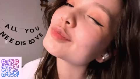 Kira online show from April 29, 2026, 5:30 pm