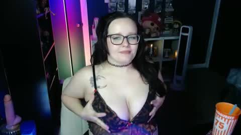 Snapshot of hazeyviolet333 chatting on March 17, 2026, 6:11 pm HazeyViolet333 online show from March 17, 2026, 6:11 pm