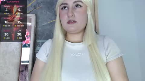 Snapshot of hazumi_tsu chatting on June 30, 2026, 5:41 am hazumi_tsu online show from June 30, 2026, 5:41 am