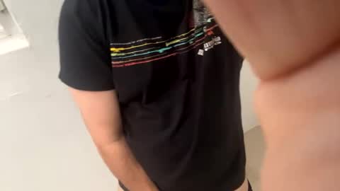 Snapshot of hazzhec chatting on February 19, 2025, 2:55 pm HazzHec online show from February 19, 2025, 2:55 pm