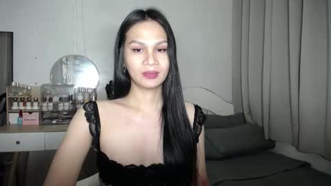 Snapshot of heather_bbyy chatting on September 28, 2025, 4:23 pm heather_bbyy online show from September 28, 2025, 4:23 pm