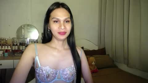 Snapshot of heather_bbyy chatting on November 18, 2025, 8:35 pm heather_bbyy online show from November 18, 2025, 8:35 pm