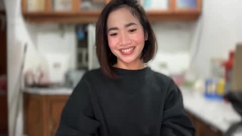 Snapshot of heather_creamycum24 chatting on January 16, 2026, 2:32 pm imani rowe online show from January 16, 2026, 2:32 pm