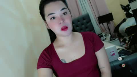 Snapshot of heatmusex_ chatting on June 16, 2026, 7:38 pm Kylene3 online show from June 16, 2026, 7:38 pm