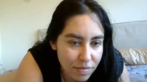 heatwavee online show from December 31, 2024, 1:19 pm