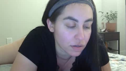 heatwavee online show from October 12, 2025, 8:52 pm