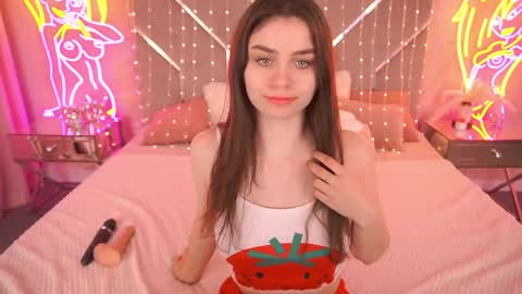 Snapshot of heavenelle chatting on May 25, 2026, 6:08 am heavenelle online show from May 25, 2026, 6:08 am
