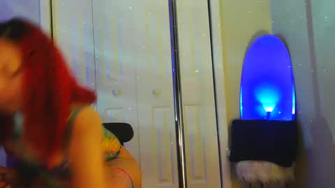 Snapshot of heavenllyy chatting on January 4, 2025, 10:55 pm Heavenllyy online show from January 4, 2025, 10:55 pm