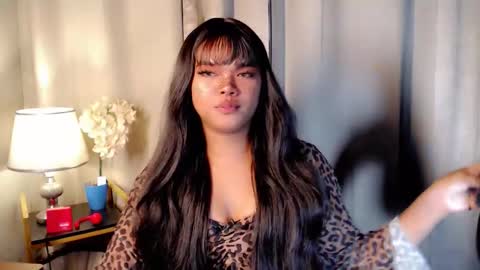 Snapshot of heavenlysexkendal chatting on December 14, 2025, 6:23 pm KENDAL online show from December 14, 2025, 6:23 pm