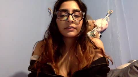 Snapshot of heavensbunny chatting on December 4, 2024, 5:49 am heaven the muslim slut online show from December 4, 2024, 5:49 am