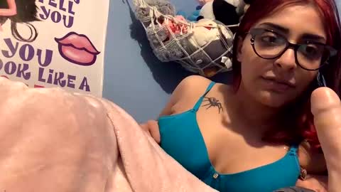 Snapshot of heavensbunny chatting on January 9, 2025, 6:38 am heaven the muslim slut online show from January 9, 2025, 6:38 am