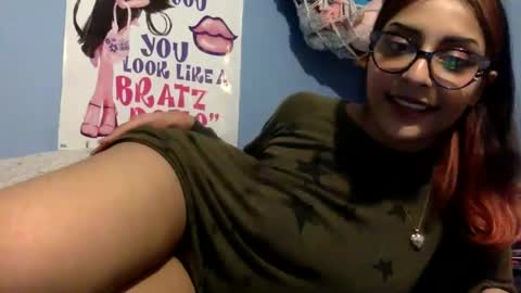 Snapshot of heavensbunny chatting on March 4, 2025, 11:22 pm heaven the muslim slut online show from March 4, 2025, 11:22 pm