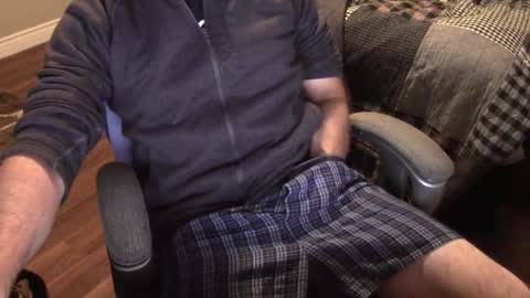 John online show from October 31, 2025, 4:02 am