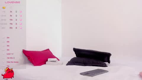 Snapshot of heavy_megan chatting on February 28, 2025, 9:23 pm MEGAN online show from February 28, 2025, 9:23 pm