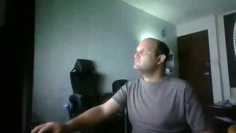 Heavy Rebell online show from May 15, 2026, 7:15 am