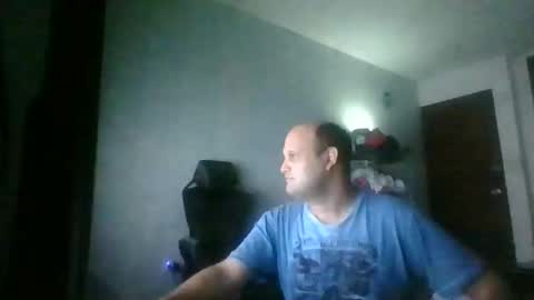 Heavy Rebell online show from May 18, 2026, 4:18 am
