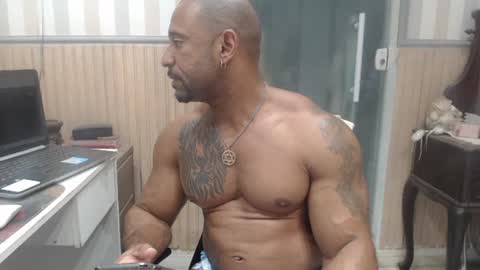 Snapshot of hebertgomes chatting on August 2, 2026, 7:01 pm hebertgomes online show from August 2, 2026, 7:01 pm