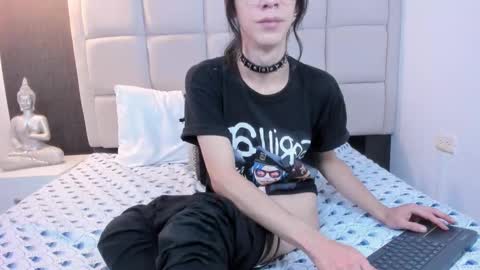 Keira Hecate online show from March 7, 2025, 7:49 pm