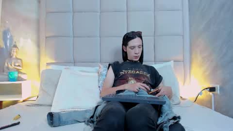 Keira Hecate online show from October 20, 2025, 8:31 pm