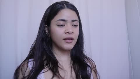 Snapshot of hecate333 chatting on December 18, 2024, 1:02 pm hecate333 online show from December 18, 2024, 1:02 pm