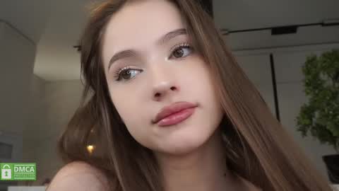 Snapshot of hecola chatting on January 22, 2025, 2:14 pm Nika next stream 200pm GMT online show from January 22, 2025, 2:14 pm