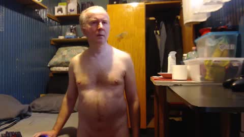 hedonista67 online show from February 27, 2025, 10:15 am