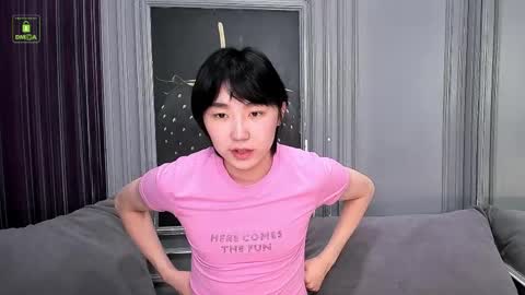 Snapshot of heejinwang chatting on May 6, 2026, 4:30 am HEEJIN online show from May 6, 2026, 4:30 am