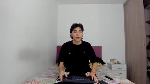 heellboy_ online show from February 25, 2026, 6:17 pm